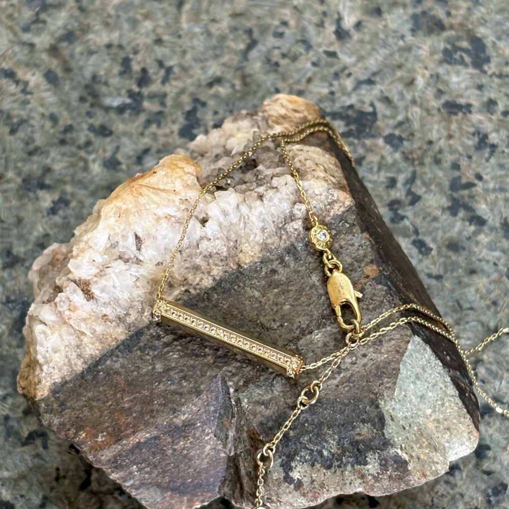 Henry Bendel Gold Bar Pendant necklace
